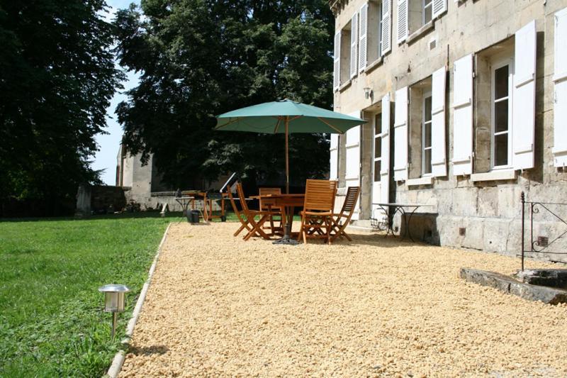 Chateau De Roberville Machemont Zewnętrze zdjęcie