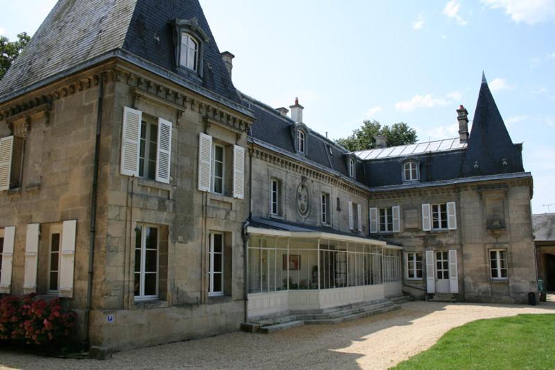 Chateau De Roberville Machemont Zewnętrze zdjęcie